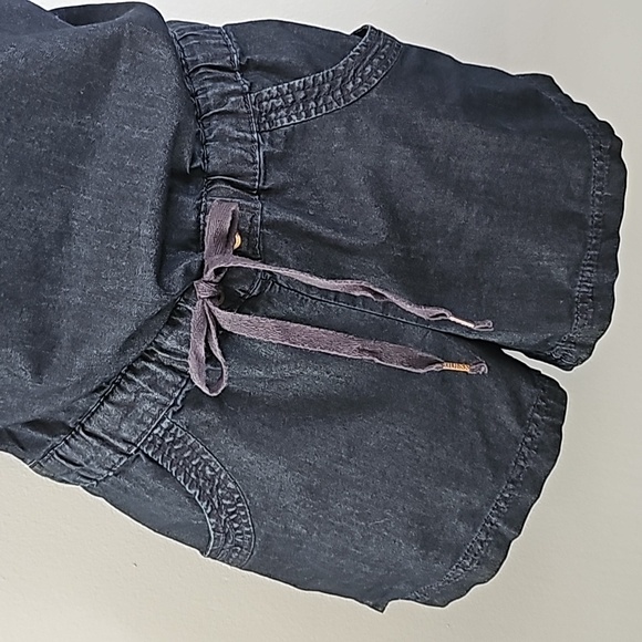 Guess lightweight Denim Short Romper with keyhole front | 2 back pockets | Sz S - Picture 3 of 8